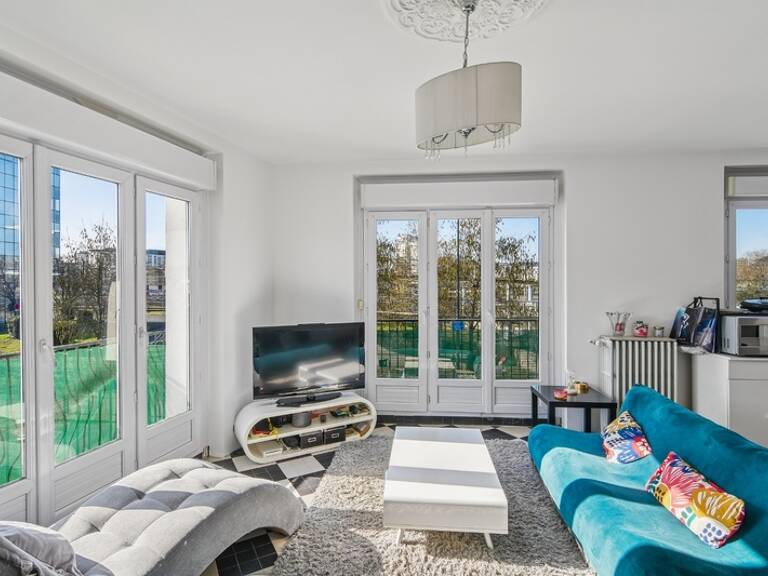 37000 – TOURS – APPARTEMENT T4 – LUMINEUX – BALCON – CAVE – À 10 MINUTES À PIED DE LA GARE — photo 1
