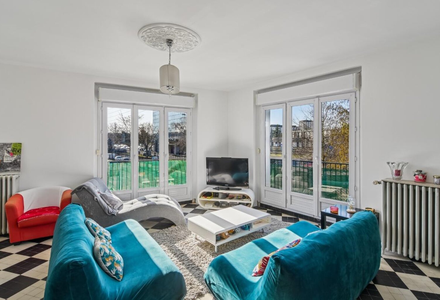 37000 - TOURS - APPARTEMENT T4 - 3 CHAMBRES - 87 M² - BALCON - LUMINEUX - GARE À 10 MIN À PIED — photo 1