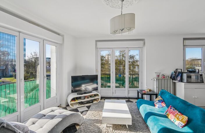 37000 - TOURS - APPARTEMENT T4 - 3 CHAMBRES - 87 M² - BALCON - LUMINEUX - GARE À 10 MIN À PIED — photo 2