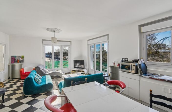 37000 - TOURS - APPARTEMENT T4 - 3 CHAMBRES - 87 M² - BALCON - LUMINEUX - GARE À 10 MIN À PIED — photo 5