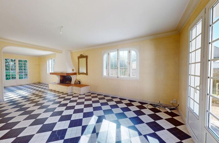 MAISON 5 CHAMBRES + BUREAU + SALLE DE JEUX + JARDIN — photo 4
