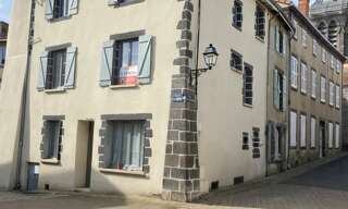 Maison 8 Pièces 144 m² à vendre à Maringues (63350)