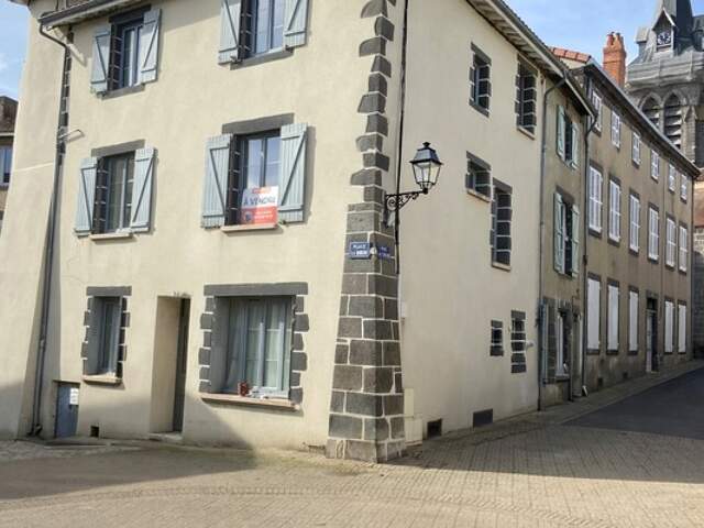 BIEN D'EXCEPTION SUR LA COMMUNE DE MARINGUES — photo du bien
