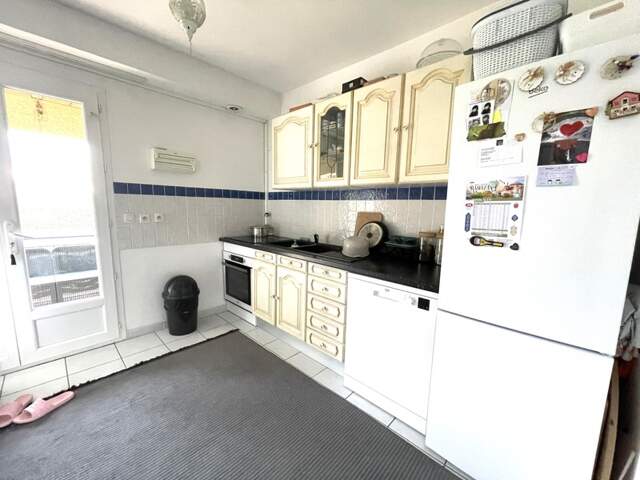 Maison 88 m² vendue avec locataire en place – 3 chambres, garage et jardin — photo du bien