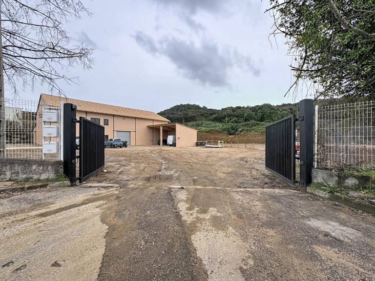 HANGAR SUARTELLO — photo 1