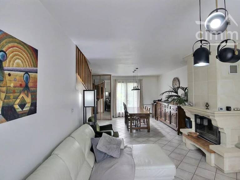 A VENDRE MAISON 5 PIECES A GOURNAY SUR MARNE — photo 1