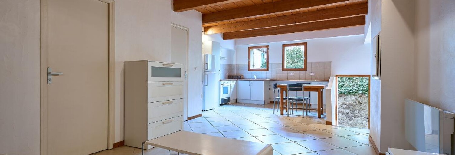 Immeuble  112 m² à vendre à Valensole (04210)