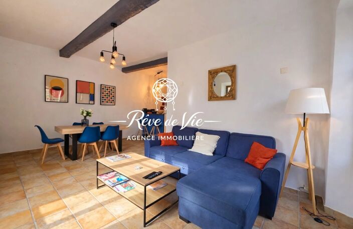 LUMINEUX 2 PIÈCES DE 42 M² AU CŒUR DU VILLAGE DE BORMES-LES-MIMO — photo 3