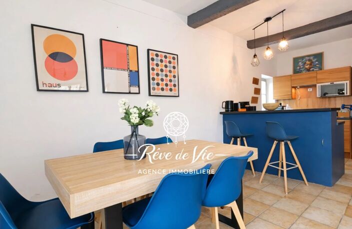 LUMINEUX 2 PIÈCES DE 42 M² AU CŒUR DU VILLAGE DE BORMES-LES-MIMO — photo 5