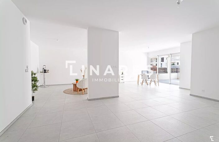 TERRASSE DU HUITIEME - Appartement T4 de 132m2 avec terrasse de — photo 4