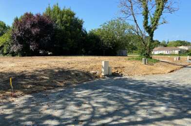 Terrain  235000 €