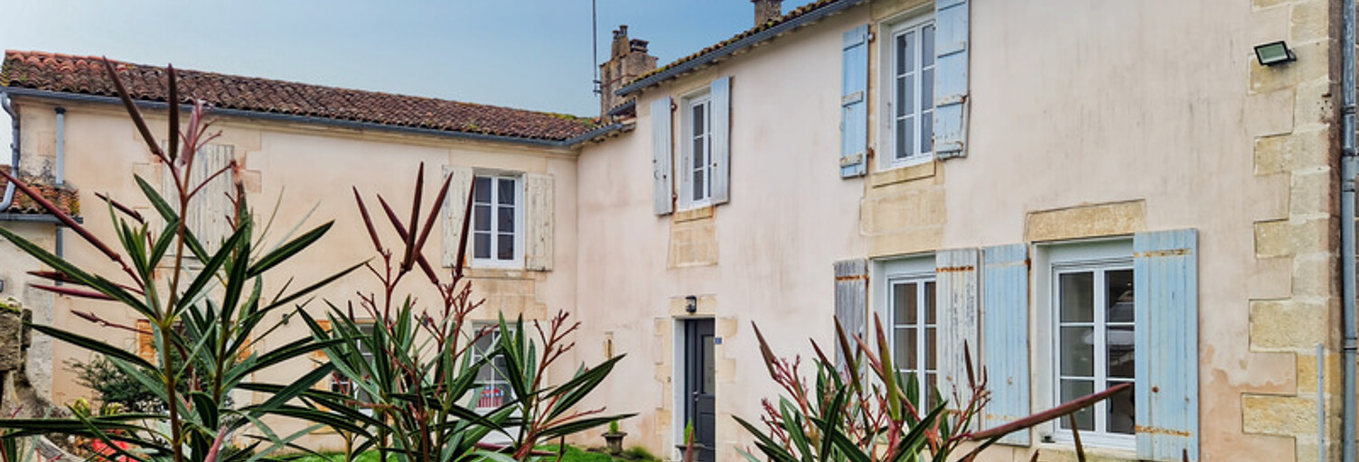 Maison 9 Pièces 240 m² à vendre à Tonnay-Charente (17430)