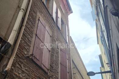 Immeuble  195300 €