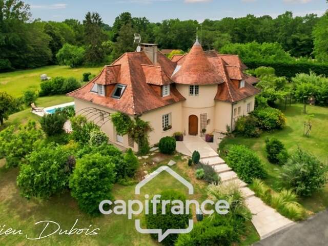 Maison de caractère 225 m² au sol avec piscine et vue campagne - À 5 minutes de Périgueux, Dordogne — photo du bien