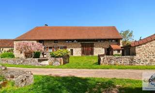 Maison 7 Pièces 210 m² à vendre à Le Rousset-Marizy (71220)