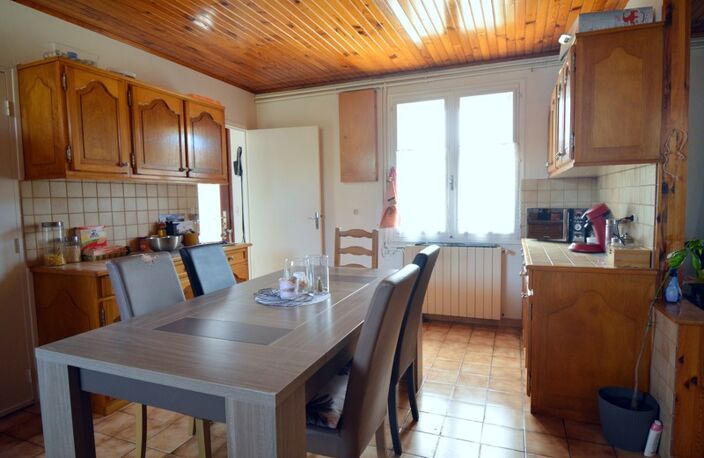 Dpt Charente Maritime (17), Ile d'Oléron, à vendre SAINT GEORGES D'OLERON maison P5, terrain 617 m² — photo 4