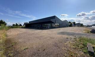 Commerce 3 Pièces 975 m² à vendre à Vitry-en-Charollais (71600)