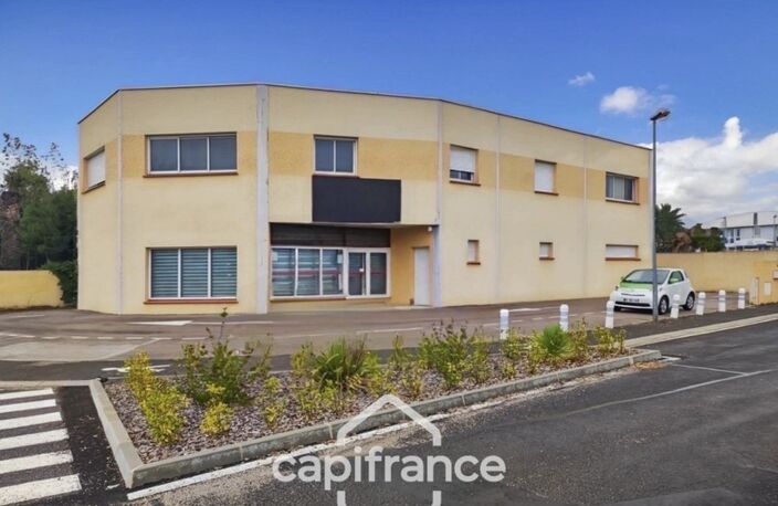LOCAL COMMERCIAL - LOCAL PROFESSIONNEL - A LOUER SAINT CYPRIEN (66) — photo 4