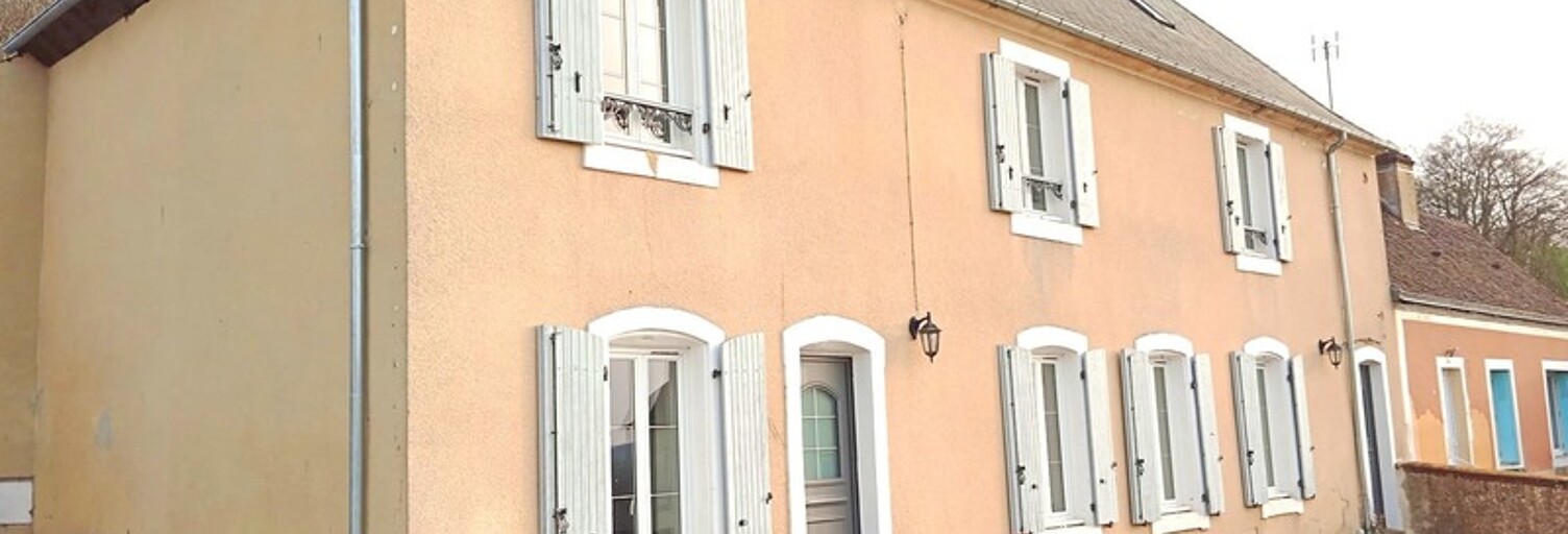 Maison 8 Pièces 220 m² à vendre à Sceaux-sur-Huisne (72160)