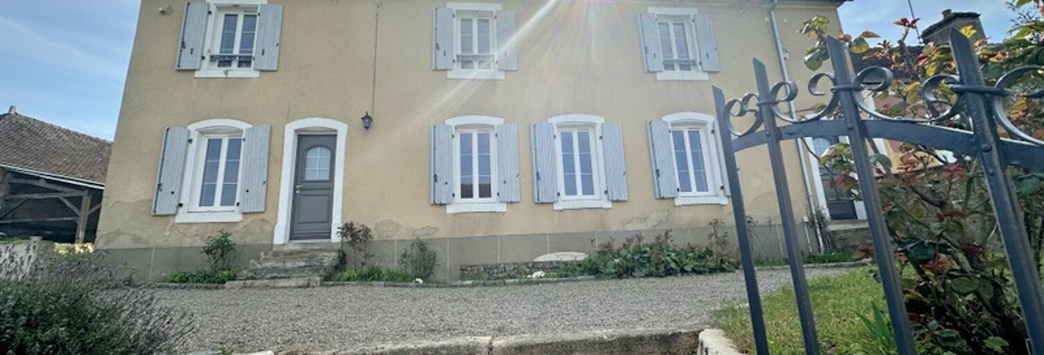 Maison 8 Pièces 220 m² à vendre à Sceaux-sur-Huisne (72160)