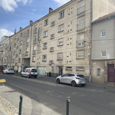 Appartement 4 pièces 985 €