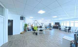 Bureau  140 m² à louer à Créteil (94000)