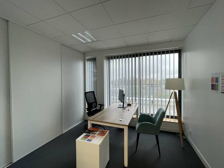BUREAUX A LOUER — photo 1