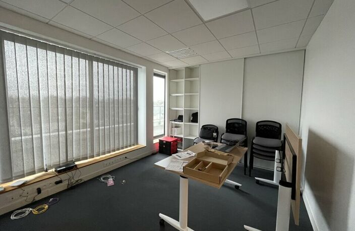 BUREAUX A LOUER — photo 3