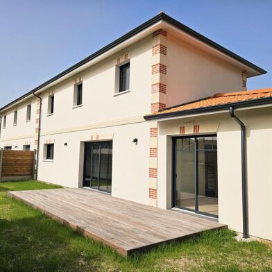 Maison 5 pièces 495000 €