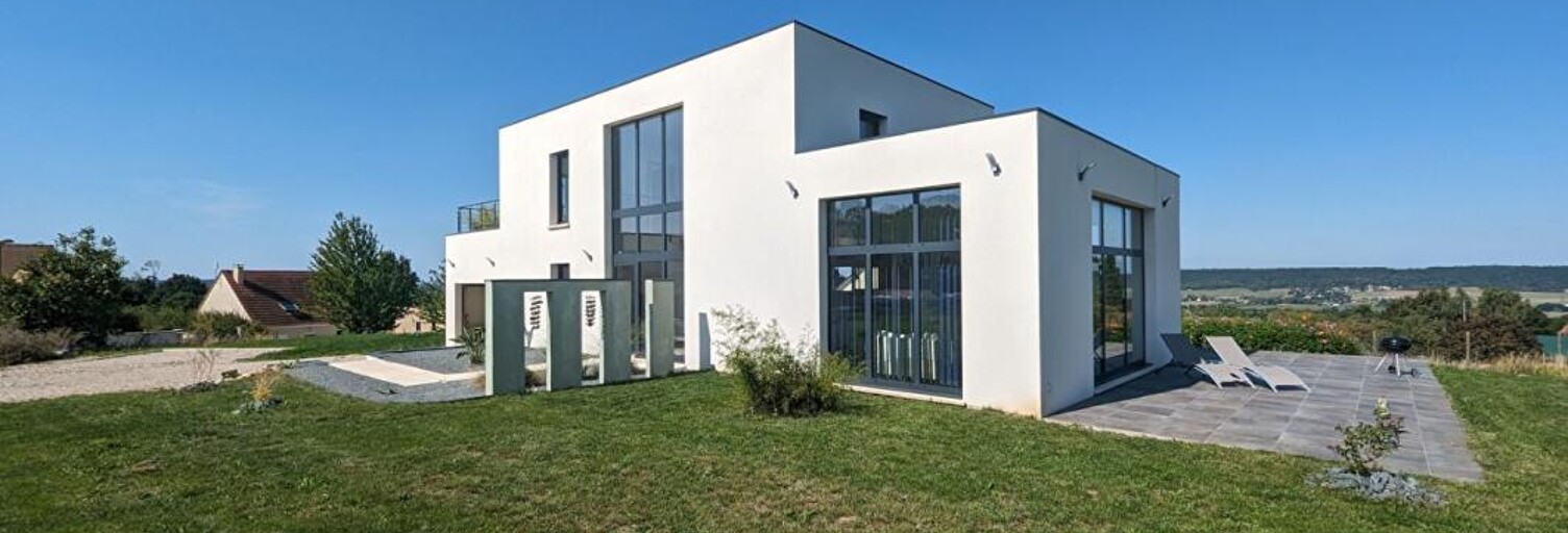 Maison 6 Pièces 170 m² à vendre à Saint-Pierre-la-Garenne (27600)