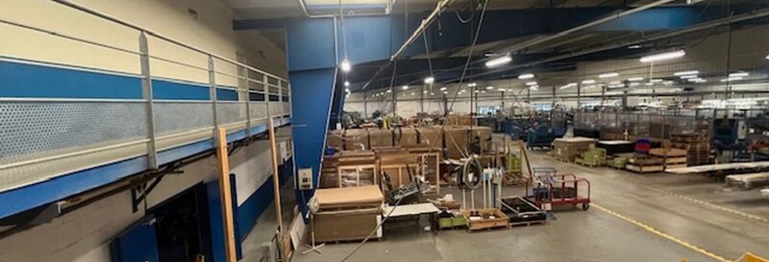 Local industriel  5727 m² à louer à Trégueux (22950)