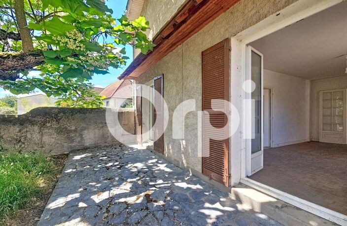 Réf 351 Maison avec jardin et dépendances — photo 5