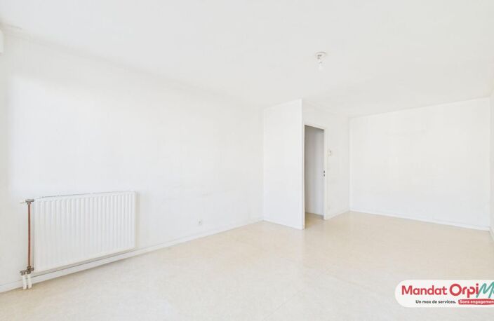 Appartement À Vendre avec box en sous sol — photo 4