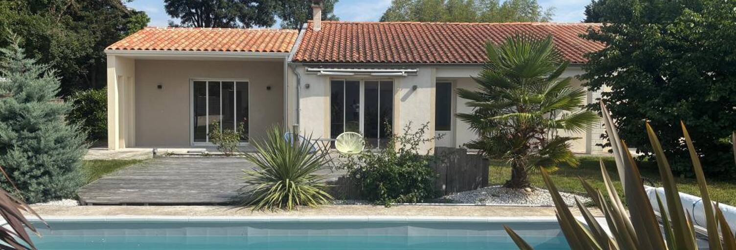 Maison 5 Pièces 150 m² à vendre à Saint-Hippolyte (17430)