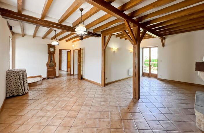   Longère de caractère à 5 min d’Épieds-en-Beauce : Espace, charme et vie de famille idéale !  ✨ — photo 2