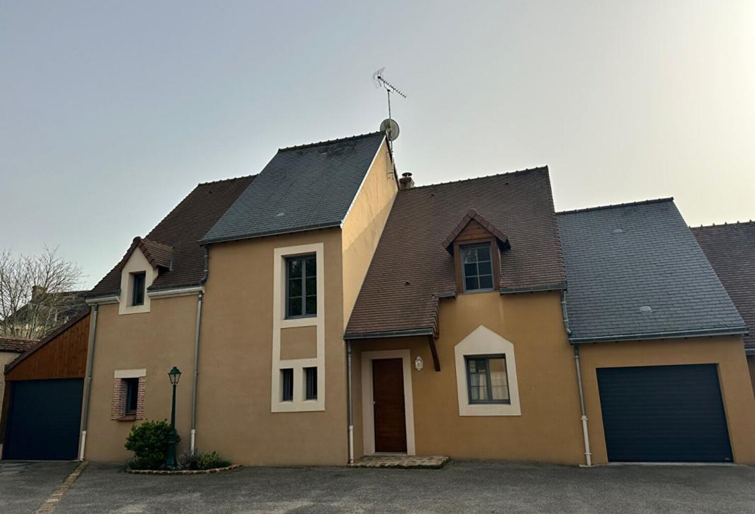Belle maison familiale à La Ferte Bernard 7 pièces 183 m2 — photo 1