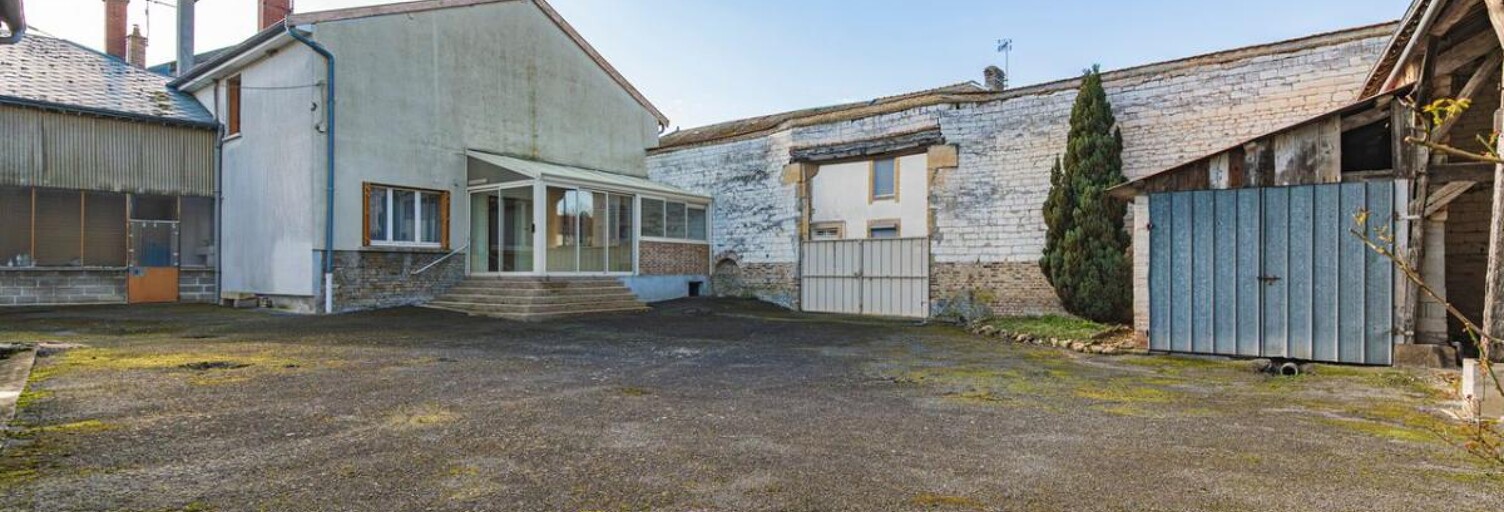 Maison 4 Pièces 138 m² à vendre à Aussonce (08310)