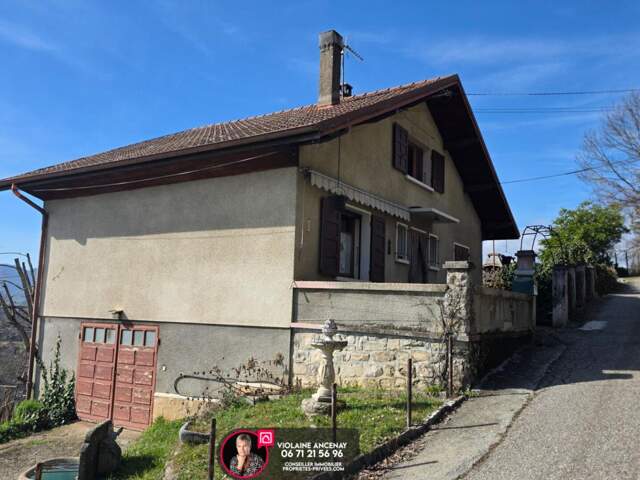 Maison à rénover avec dépendances, Saint Alban Leysse — photo du bien