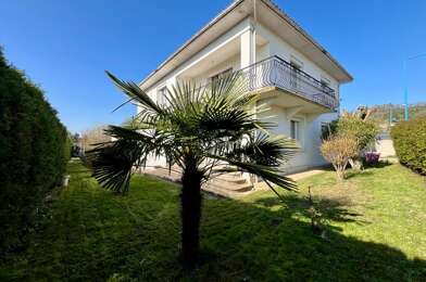 Maison 8 pièces 349900 €