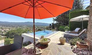 Maison 5 Pièces 204 m² à vendre à Le Beausset (83330)