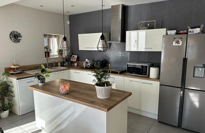 Maison  5 pièce(s) 129 m2 — photo 2
