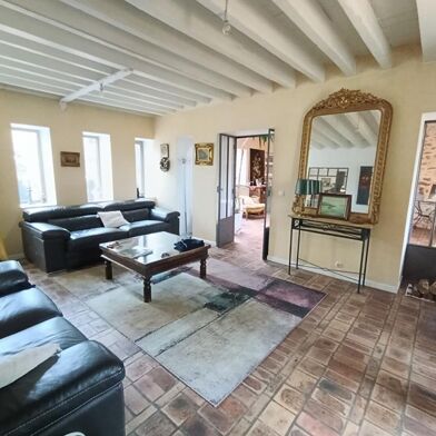 Maison 11 pièces 621600 €