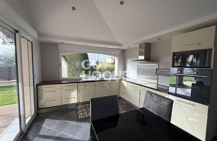 Pavillon 4 chambres CHEVRIERES — photo 2