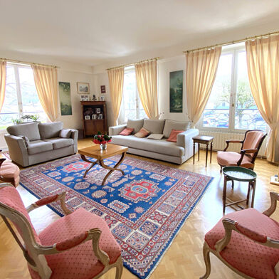 Appartement 5 pièces 572500 €