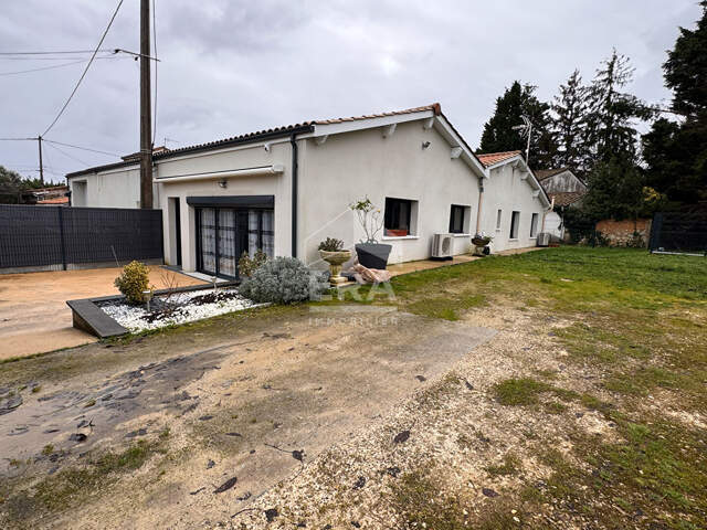 Maison 4 pièces à vendre à Mombrier - 191 m² sur terrain de 650 m² — photo du bien