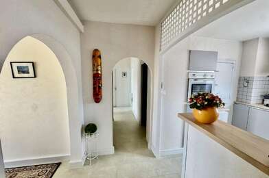 Appartement 4 pièces 363975 €