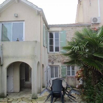 Maison 6 pièces 399000 €