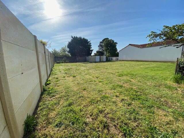 Terrain  TERRAIN 360 m² proche des commerce — photo du bien
