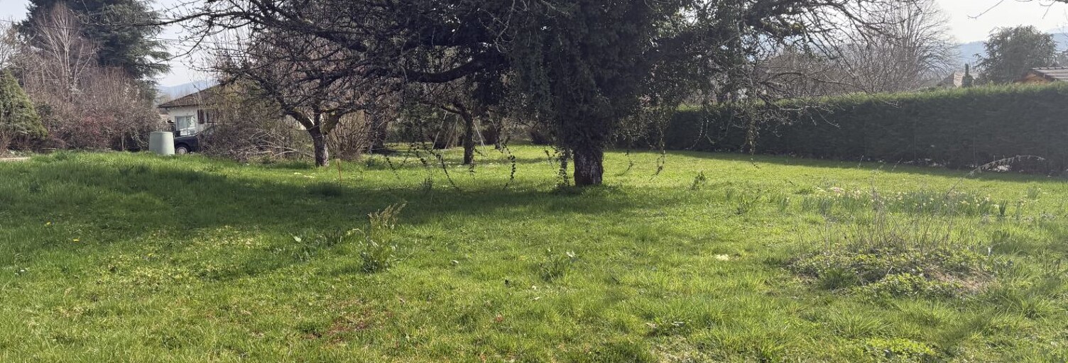 Terrain  700 m² à vendre à Le Pont-de-Beauvoisin (73330)