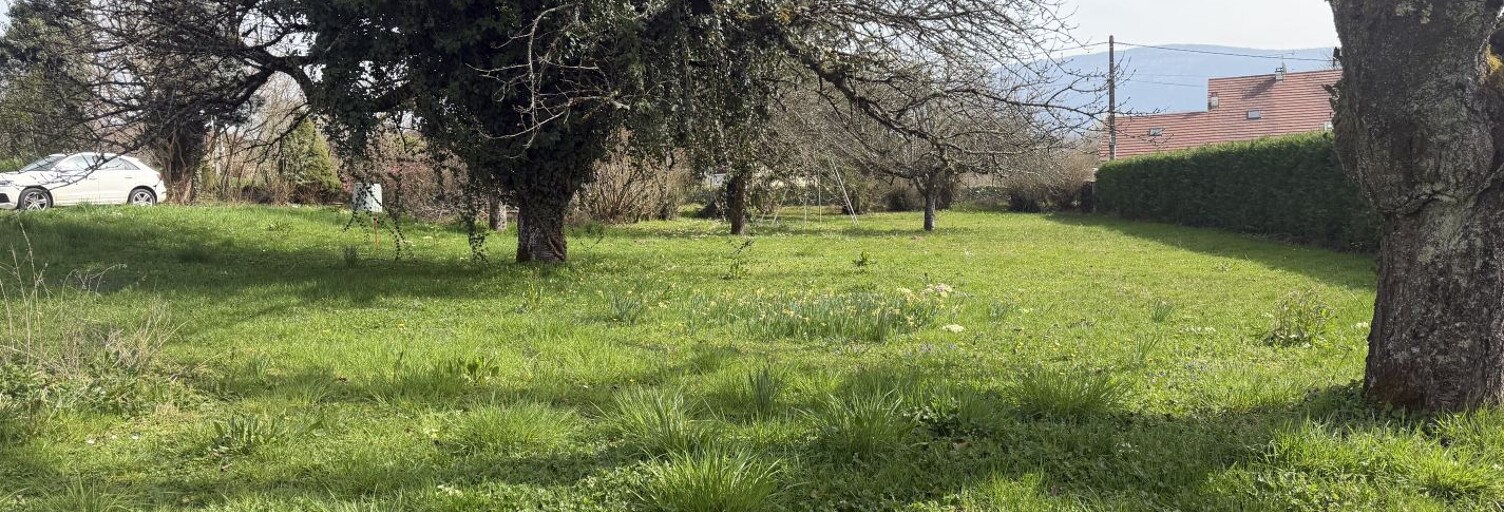Terrain  700 m² à vendre à Le Pont-de-Beauvoisin (73330)
